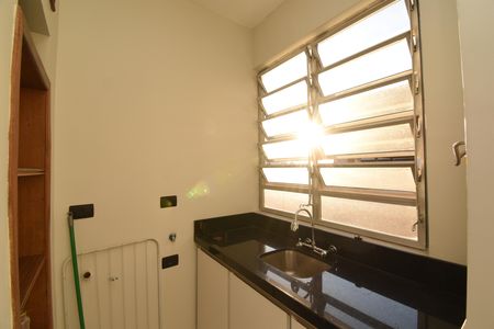 Área de Serviço de apartamento para alugar com 2 quartos, 108m² em Mercês, Curitiba