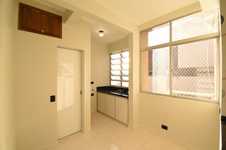 Área de Serviço de apartamento para alugar com 2 quartos, 108m² em Mercês, Curitiba