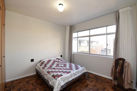 Quarto 1 de apartamento para alugar com 2 quartos, 108m² em Mercês, Curitiba