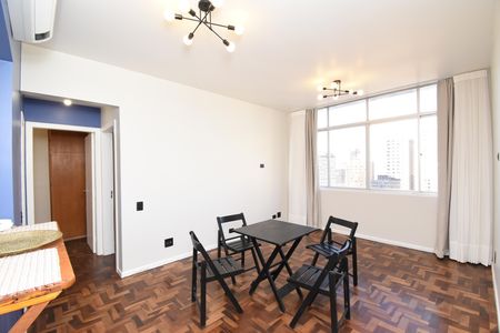 Sala de apartamento para alugar com 2 quartos, 108m² em Mercês, Curitiba