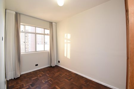 Quarto 2 de apartamento para alugar com 2 quartos, 108m² em Mercês, Curitiba