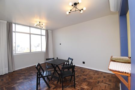 Sala de apartamento para alugar com 2 quartos, 108m² em Mercês, Curitiba