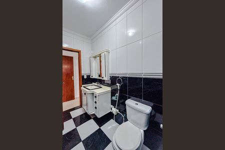 Casa para alugar com 308m², 3 quartos e 3 vagasBanheiro da Suíte 1
