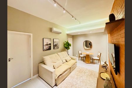 Apartamento à venda com 45m², 3 quartos e sem vaga
