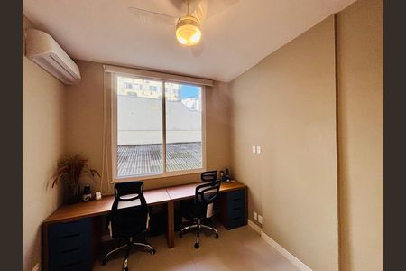 Apartamento à venda com 45m², 3 quartos e sem vaga