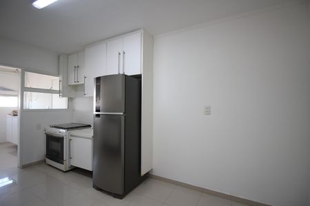 Cozinha de apartamento à venda com 4 quartos, 210m² em Real Parque, São Paulo