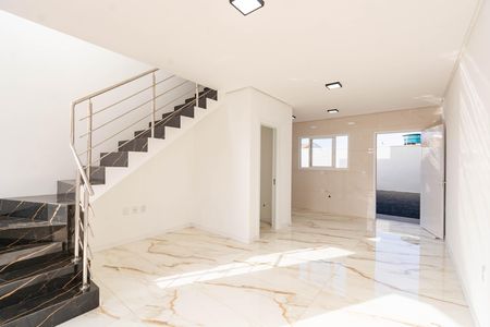 Casa à venda com 2 quartos, 70m² em Estância Velha, Canoas