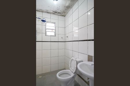 Banheiro da suíte de casa para alugar com 2 quartos, 70m² em Vila Vivaldi, São Bernardo do Campo