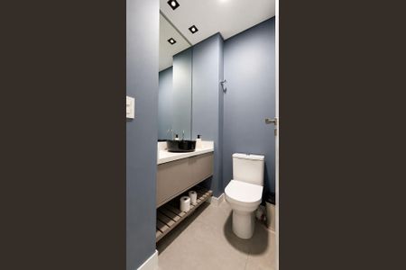 Apartamento para alugar com 80m², 2 quartos e 2 vagas Apartamento para alugar com 80m², 2 quartos e 2 vagasBanheiro