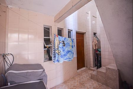 Casa à venda com 200m², 3 quartos e 2 vagas Casa à venda com 200m², 3 quartos e 2 vagasÁrea de Serviço