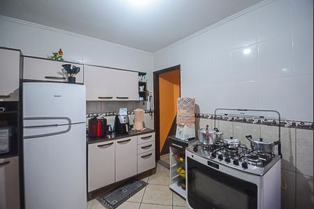 Casa à venda com 200m², 3 quartos e 2 vagas Casa à venda com 200m², 3 quartos e 2 vagasCozinha