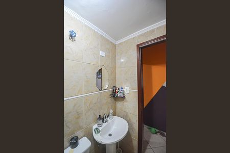Casa à venda com 200m², 3 quartos e 2 vagas Casa à venda com 200m², 3 quartos e 2 vagasBanheiro 2