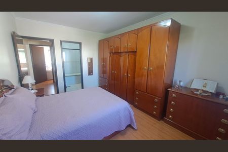 Apartamento à venda com 93m², 3 quartos e 2 vagasQuarto