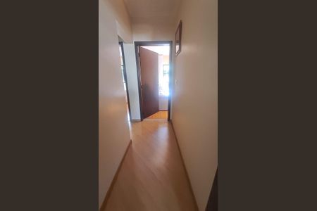 Corredor de apartamento à venda com 3 quartos, 93m² em Parque das Nações, Santo André