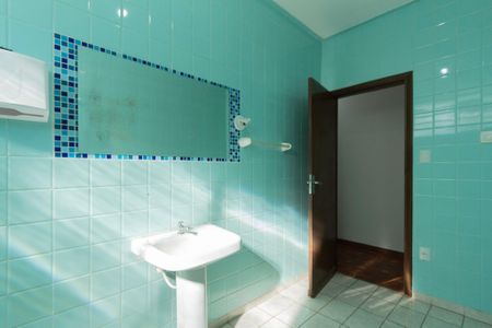 Casa para alugar com 245m², 5 quartos e 2 vagas