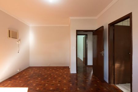 Casa para alugar com 245m², 5 quartos e 2 vagas