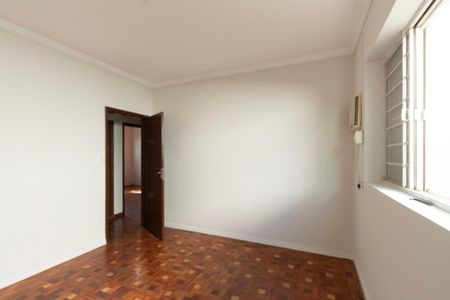 Casa para alugar com 245m², 5 quartos e 2 vagas