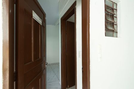 Casa para alugar com 5 quartos, 245m² em Jardim Santa Rosália, Sorocaba