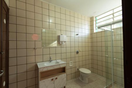 Casa para alugar com 245m², 5 quartos e 2 vagas