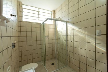 Casa para alugar com 245m², 5 quartos e 2 vagas