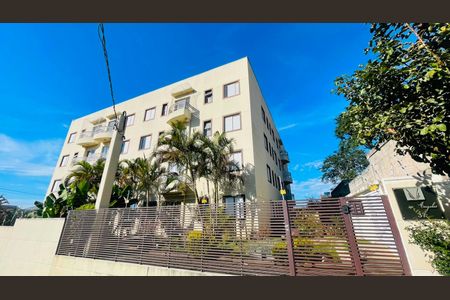 Fachada de apartamento para alugar com 2 quartos, 56m² em Outeiro de Passárgada, Cotia