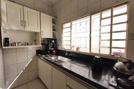 Cozinha de casa à venda com 3 quartos, 160m² em Parque Residencial Vila União, Campinas