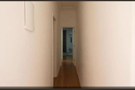 CORREDOR INTERNO de casa à venda com 3 quartos, 140m² em Pestana, Osasco