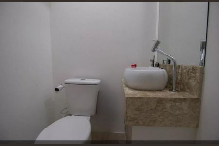 Casa à venda com 140m², 3 quartos e 4 vagasWC