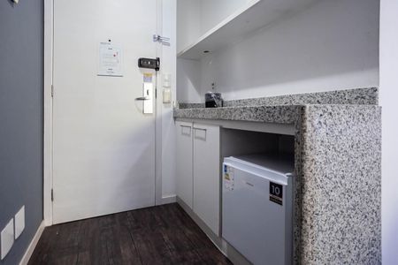 Cozinha de kitnet/studio à venda com 1 quarto, 23m² em São Luiz, Belo Horizonte