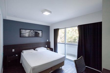 Sala/Quarto de kitnet/studio à venda com 1 quarto, 23m² em São Luiz, Belo Horizonte