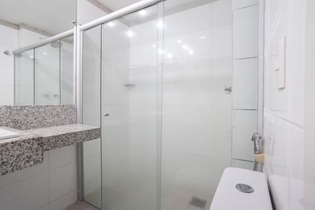Banheiro  de kitnet/studio à venda com 1 quarto, 23m² em São Luiz, Belo Horizonte
