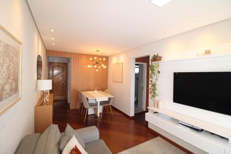 Apartamento à venda com 58m², 2 quartos e 1 vagaSala