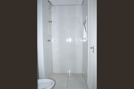 Banheiro de apartamento à venda com 1 quarto, 38m² em Vila Alpina, São Paulo