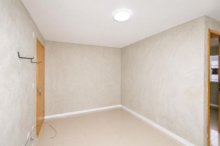 Sala de apartamento à venda com 2 quartos, 41m² em Estância Velha, Canoas