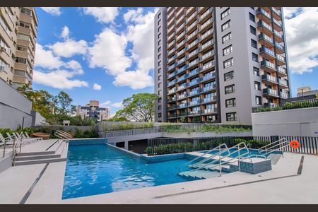 Área comum - Piscina de kitnet/studio para alugar com 1 quarto, 37m² em Boa Vista, Porto Alegre