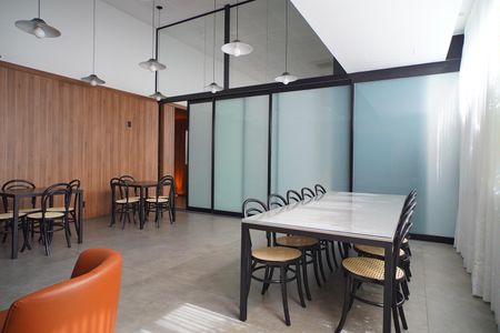 Studio para alugar com 37m², 1 quarto e 1 vaga Studio para alugar com 37m², 1 quarto e 1 vagaÁrea comum - Salão de festas