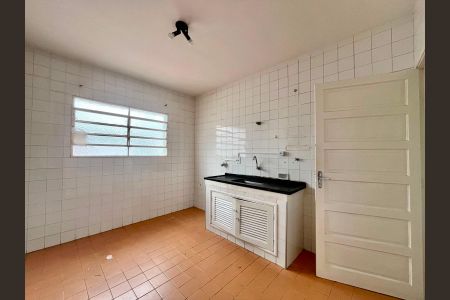 Casa à venda com 130m², 3 quartos e 4 vagas Casa à venda com 130m², 3 quartos e 4 vagasCozinha