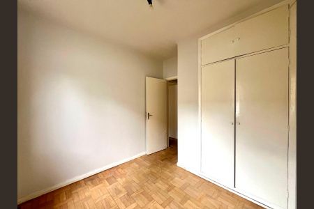 Casa à venda com 130m², 3 quartos e 4 vagas Casa à venda com 130m², 3 quartos e 4 vagasQuarto 3