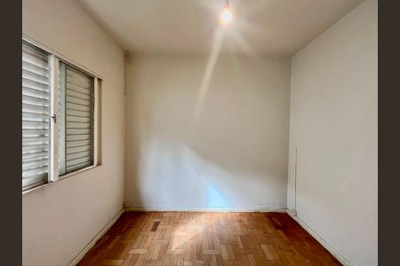 Casa à venda com 130m², 3 quartos e 4 vagas Casa à venda com 130m², 3 quartos e 4 vagasQuarto 1