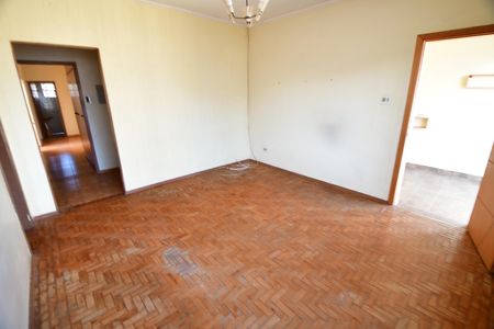 Casa para alugar com 173m², 3 quartos e 2 vagasSala