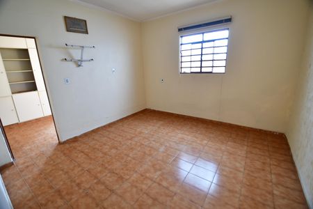 Casa para alugar com 173m², 3 quartos e 2 vagasSala 2