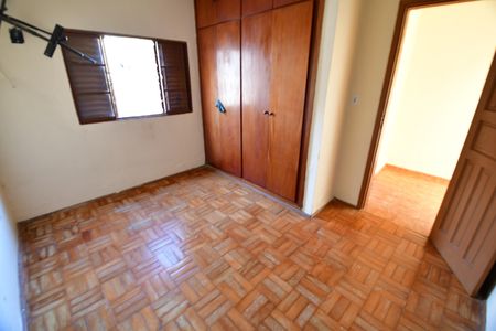 Casa para alugar com 173m², 3 quartos e 2 vagasQuarto 3