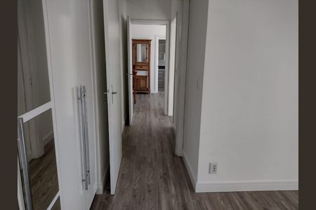 Apartamento para alugar com 75m², 2 quartos e 1 vaga Apartamento para alugar com 75m², 2 quartos e 1 vagaCorredor