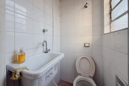 Apartamento para alugar com 120m², 4 quartos e 1 vaga Apartamento para alugar com 120m², 4 quartos e 1 vagaBanheiro de Serviço