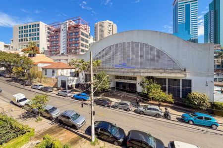 Apartamento para alugar com 120m², 4 quartos e 1 vaga Apartamento para alugar com 120m², 4 quartos e 1 vagaVista do Quarto 2