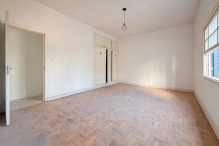 Apartamento para alugar com 120m², 4 quartos e 1 vaga Apartamento para alugar com 120m², 4 quartos e 1 vagaSuíte