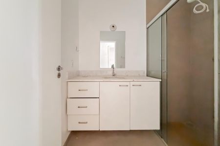 Banheiro Social de apartamento para alugar com 4 quartos, 120m² em Aclimação, São Paulo