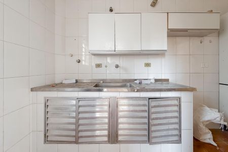 Cozinha de apartamento para alugar com 4 quartos, 120m² em Aclimação, São Paulo