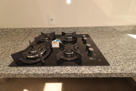 Cozinha - Cooktop de apartamento para alugar com 2 quartos, 44m² em Parque Oratório, Santo André