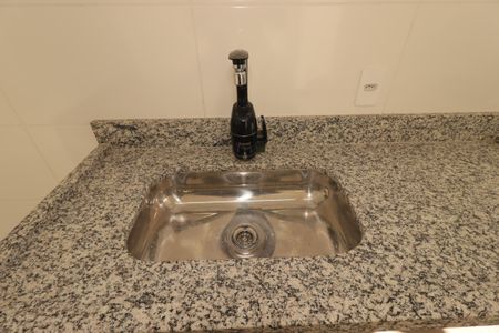 Apartamento para alugar com 44m², 2 quartos e 1 vagaCozinha - Pia